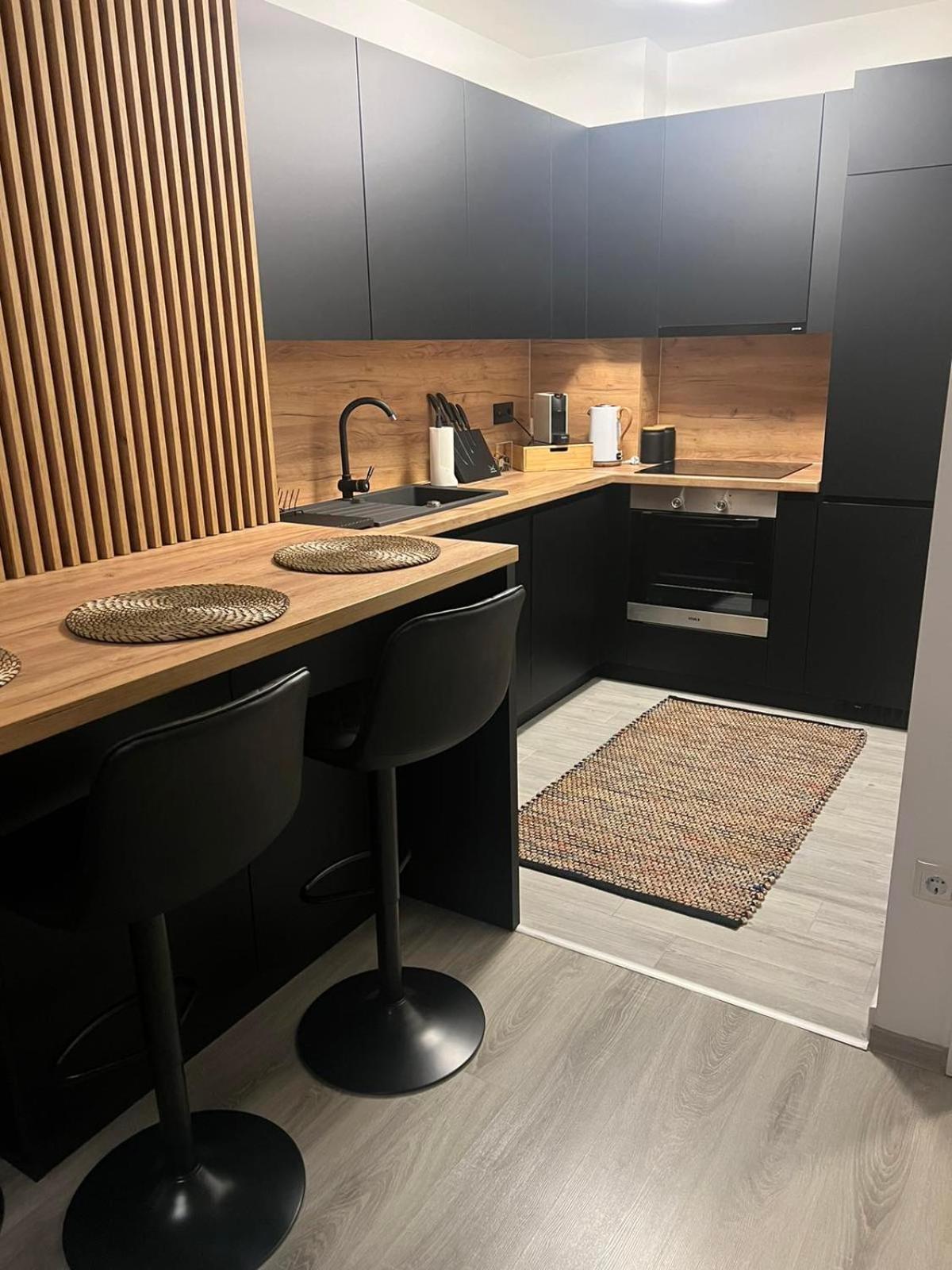 Una-no1 Apartment *
